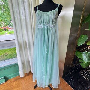 Vintage 60s slip on negligee, mint green, cinched empire waist, lace & ribbons